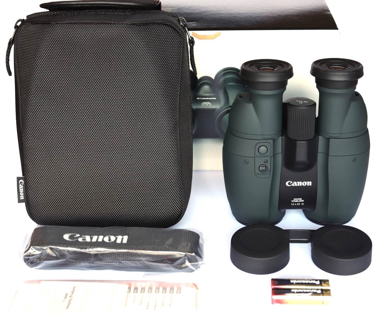 Canon 10x32 hot sale is binoculars