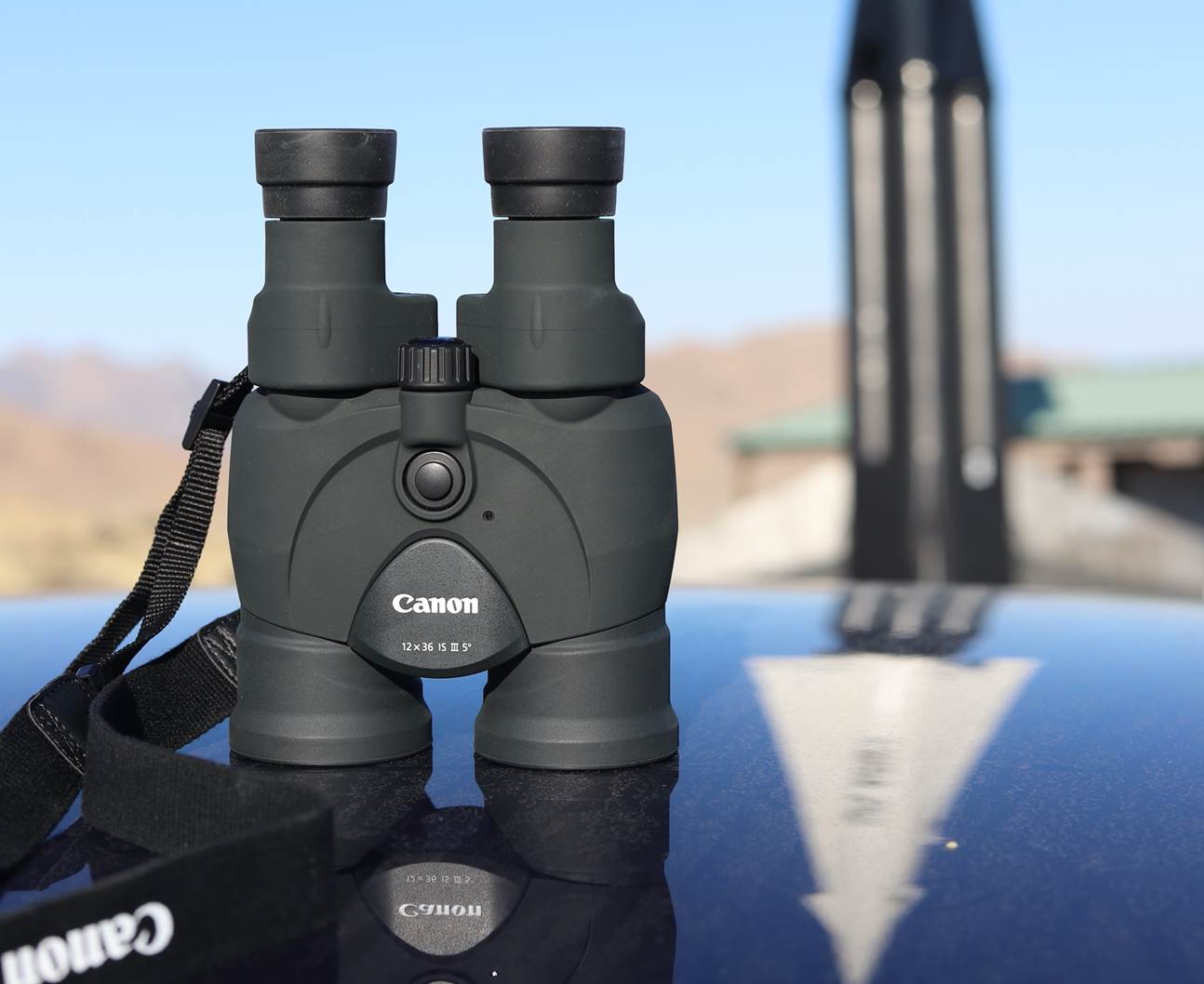 Canon 12x36IS Binocular Review