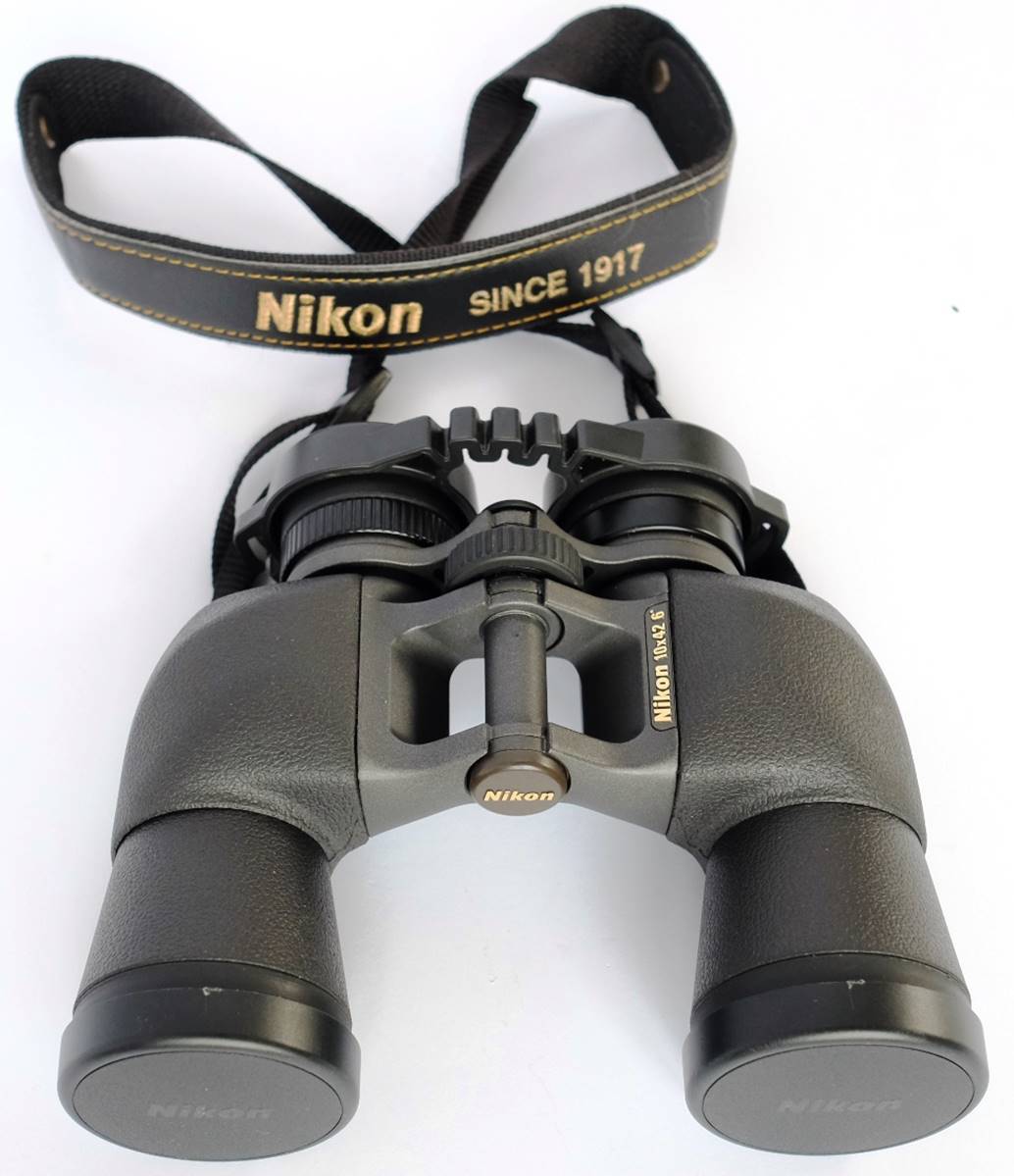 Nikon 10x42 SE CF Review