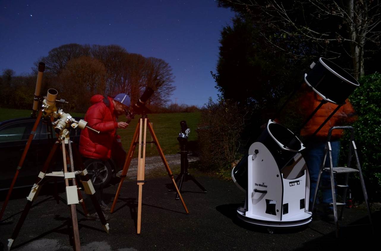 Best telescope for sales viewing planets uk