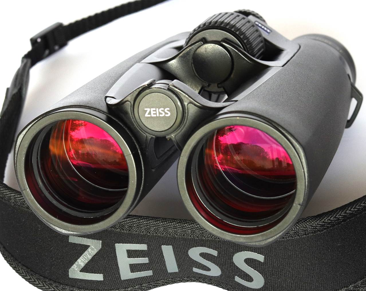 Zeiss victory sf 10x42 hot sale review