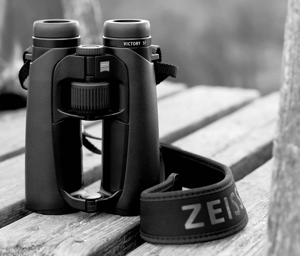 Zeiss victory sf deals 8 x 42